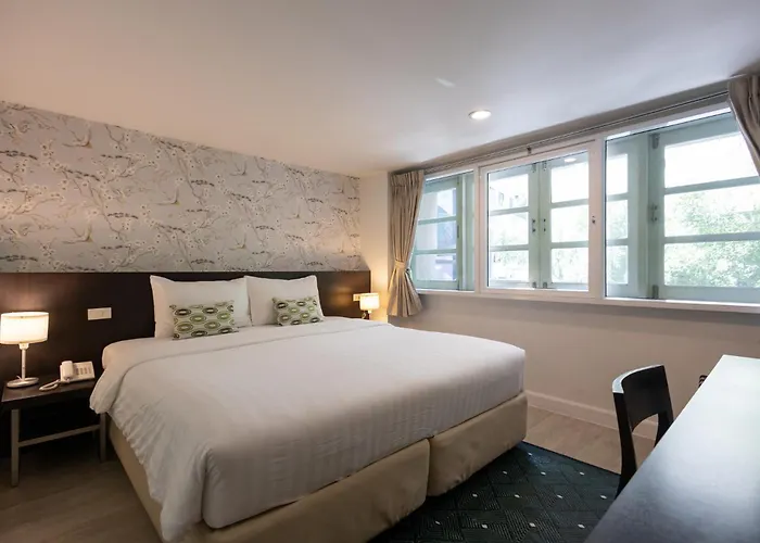 Hotel 24 At Bts Phrom Phong 3*