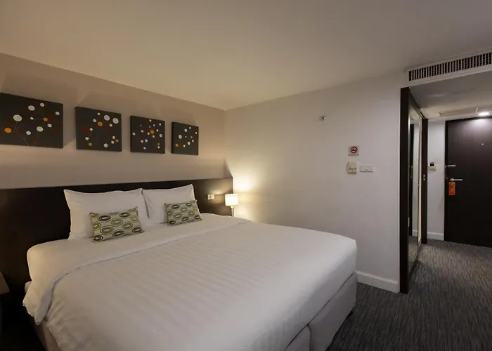 24 At Bts Phrom Phong Hotel Bangkok