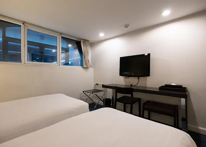Hotel 24 At Bts Phrom Phong Bangkok