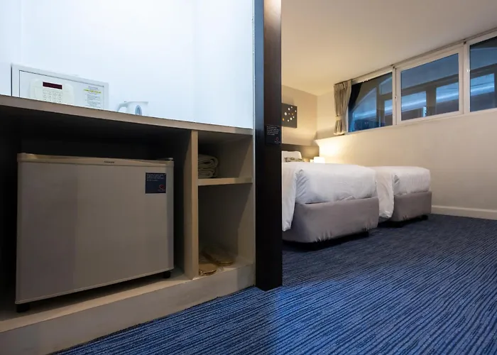 24 At Bts Phrom Phong Bangkok