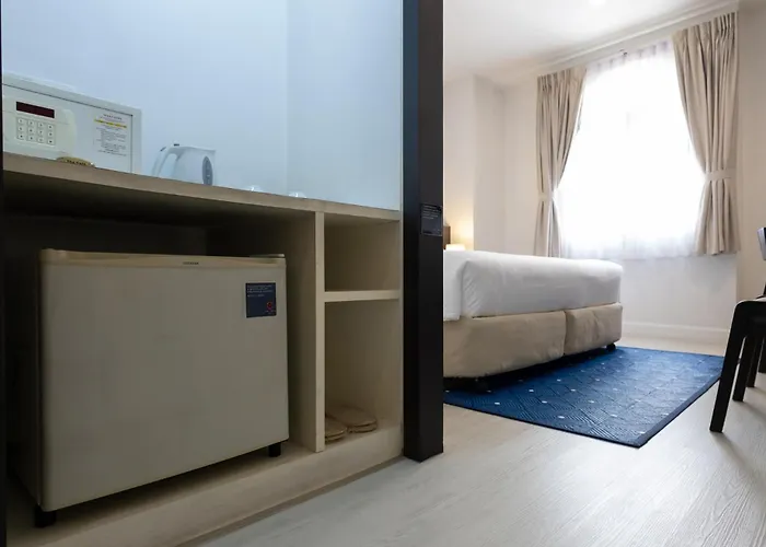 24 At Bts Phrom Phong Hotel Bangkok